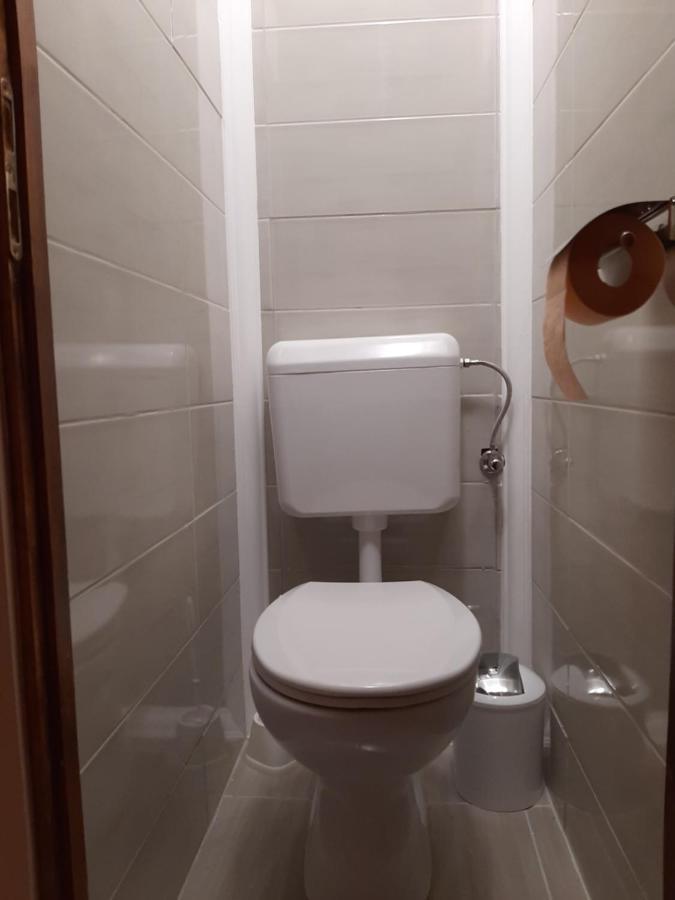 Egniss Apartman 2 Bogacs Ngoại thất bức ảnh