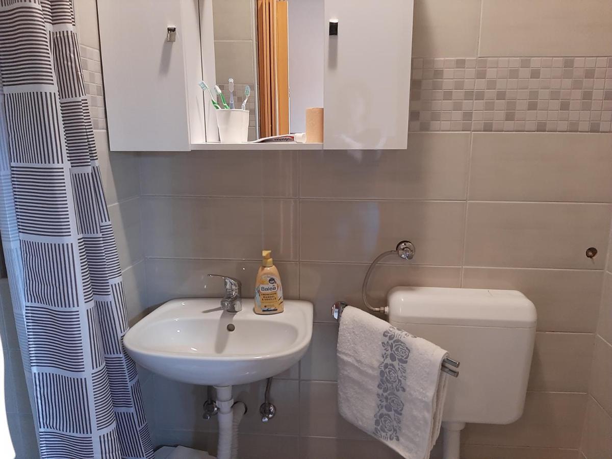 Egniss Apartman 2 Bogacs Ngoại thất bức ảnh
