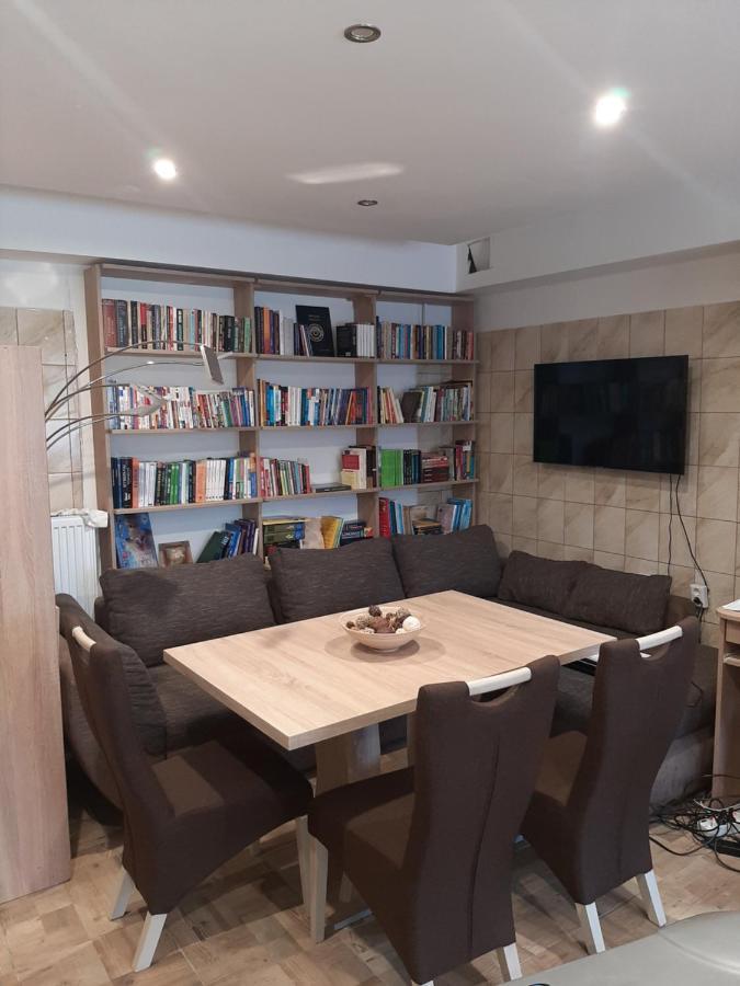 Egniss Apartman 2 Bogacs Ngoại thất bức ảnh